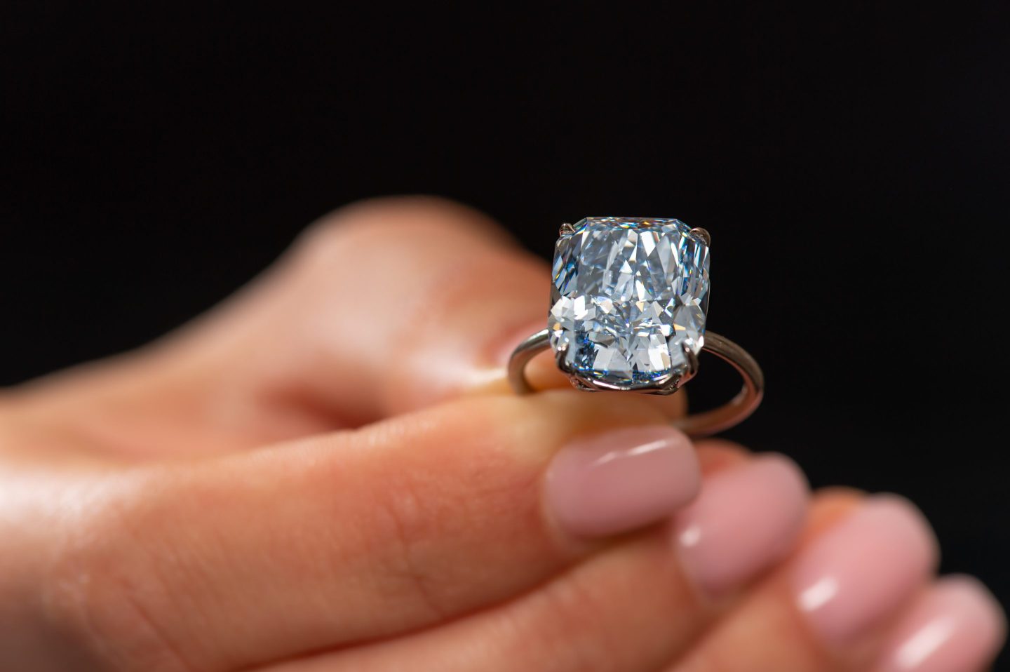GENEVA, SWITZERLAND - MAY 8: The Mediterranean Blue Diamond (Est. USD 20 million) is being displayed as the Sotheby&#039;s unveiled this morning a selection of its top lots, representative of its Luxury Sales week in Geneva which officially opens tomorrow with an exhibition of all the lots going under the hammer staged at the Mandarin Oriental hotel running until Monday 12th May. The unveiling showcased pieces from Sotheby&#039;s four main Geneva Luxury Sales this season, namely the Important Watches live auction taking place on Sunday 11th May and the High Jewellery live auction which will take place on Tuesday 13th May, headlined by the famous Mediterranean Blue diamond. Sotheby&#039;s Luxury Sales also include two further online only auctions closing next week, one of luxury handbags, mostly collectible Birkin and Kelly pieces by Hermès, and another of special Fabergé artifacts including very rare miniature animals carved from hardstones. Among the outstanding lots, apart from the Mediterranean Blue diamond which estimate is around 20 million USD, are several other significant white and rare coloured diamonds of exceptional quality and iconic pieces of jewellery from the most famous jewellers in the world including Van Cleef and Arpels and Bulgari. (Photo by Robert Hradil/Getty Images for Sotheby&#039;s)